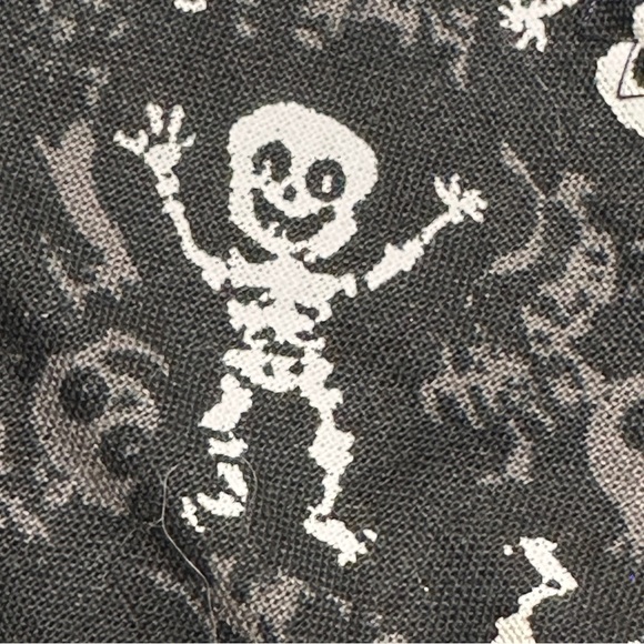Black & White Skeleton fabric on an Upcycled Cherokee Denim Jacket., XL 14 / 16 - Picture 11 of 11